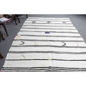 Tapis plat en laine tissé moderne blanc noir de 6.8x9.2 pieds Design patchwork turc pour les décorations de salon des adolescents avec support en latex - Product Image 1