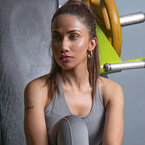 Sujetador deportivo CB-04 para deportes activos y ejercicio cómodo y de apoyo - Product Image 2