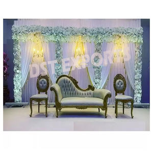 Ensemble de canapés de style italien de scène Nikah ensemble de canapés dorés pour mariage asiatique ensemble de canapés de style italien pour mariage indien sur scène - Product Image 1