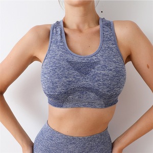 Sujetador deportivo de gimnasio para mujer, estampados Tops cortos, espalda cruzada sin costuras, sujetador de Yoga sin aros, forro ancho de Spandex extraíble de talla grande - Product Image 3