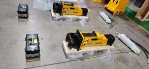 Hydraulische Breker <span class=keywords><strong>Soosan</strong></span> <span class=keywords><strong>Sb10</strong></span> Box Type Sloophamer Voor Mini Graafmachines En Bobcat Skid Stuur Loader Met 0.8-2.5 Ton - Product Image 2