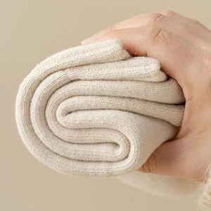 OEM logotipo personalizado invierno Jacquard rayas calcetines de las mujeres bordado grueso sólido cálido Casual calcetines deportivos de punto - Product Image 3