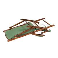 Ce canapé-lit pliable en teck massif et mousse moelleuse est parfait pour se détendre sur la terrasse ou à la plage.