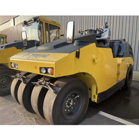 Rouleau compresseur pneumatique à double tambour BOMAG BW2427RH 75kW 100kW pour la compactation d'asphalte et la construction routière