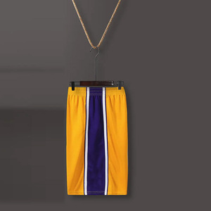 Maillot de basket-ball personnalisé pour hommes, uniforme sublimé, design vierge, vêtements de sport respirants, kit de basket-ball d'équipe, haute qualité, vente en gros - Product Image 3