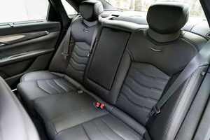 2025 CTS 6-V Voiture Électrique de Luxe à Essence Moteur 4L Transmission Automatique Intérieur Cuir Pneus R18 Gauche AWD Aspire - Product Image 3