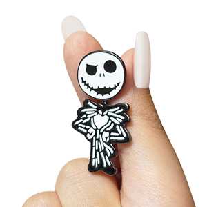 Pendientes Hipoalergénicos de The Nightmare Before Christmas, Tipo Broche y Colgante, 150 Unidades, Venta al por Mayor en Caja, Envío Gratis - Product Image 2