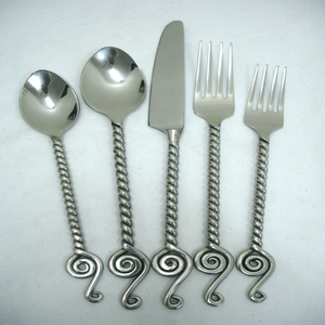 Juegos de cubiertos de acero inoxidable 2025 para acampar, juegos de cubiertos de oro mate para alquiler de bodas y hoteles de lujo - Product Image 2