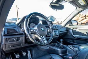 BMW M2 Coupé CompactBeast 2016 Usado, Enfoque en el Conductor, Rendimiento, Emoción, Atitude Audaz, En Venta - Product Image 6