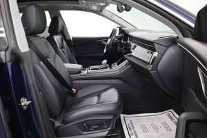 Audi Q8 2020 en parfait état - Product Image 4