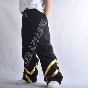 Pantalon cargo imperméable et respirant pour la neige Pantalon oversize Streetwear personnalisé Pantalon de ski unisexe pour hommes - Product Image 2