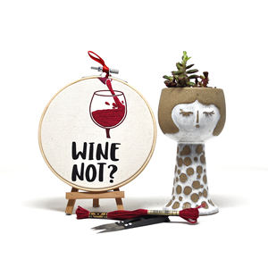 Arte de Bordado Moderno para Amantes del Vino 10/15cm - Product Image 1