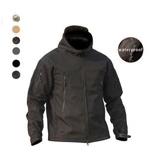 Chaqueta de concha suave para senderismo al aire libre para primavera, diseño a prueba de viento e impermeable con decoración bordada, cierre de cremallera con capucha - Product Image 1