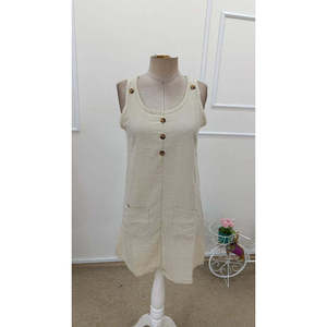 Vestido Corto con Tirantes y Cuello Redondo para Mujer, con Cierre de Botones Delanteros y Detalle de Bolsillo, 36817 - Beige - Product Image 4