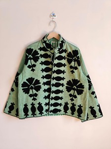 เสื้อคลุมผ้าฝ้ายลายดอกไม้สีเขียวสไตล์วินเทจ คอจีน แขนยาว ติดกระดุมแถวเดียว เสื้อคลุมผู้หญิงสำหรับใส่ในฤดูใบไม้ร่วง - Product Image 1