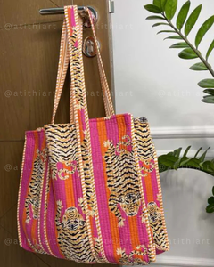 Sac fourre-tout matelassé en coton 100% premium avec fermeture à glissière et longue bandoulière, écologique pour les courses, les voyages et l'usage quotidien - Product Image 5