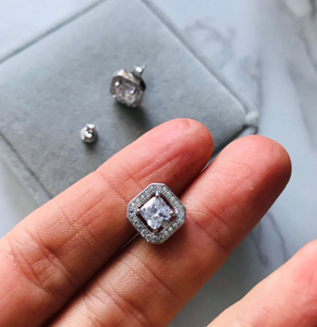 Nouvelles boucles d'oreilles rondes en acier inoxydable plaqué argent de qualité supérieure, style hip-hop, serties de diamants, unisexes, au meilleur prix - Product Image 1