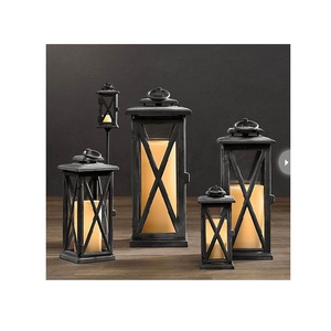 Linterna de vela de metal moderna con marco elegante y vidrio transparente para mesa de comedor de balcón de patio y Ambiente de luz nocturna cálida y acogedora - Product Image 2