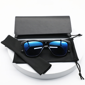 2025 Free Sample New Fashion Eco-friendly Recycled Sunglasses Custom Logo Summer <b>Eyewear</b> Polarized Men's Sunglasses - Product Image 6