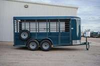 Remorque en aluminium fermée pour le transport de bétail et de chevaux, ventilée, pour usage agricole, capacité de charge de 45 m³ et 45 kg