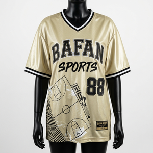 Maillot de basket pour femme, polyester de haute qualité, tissu respirant en mesh, design à panneaux or et noir, logo sublimé, personnalisable, coton. - Product Image 1