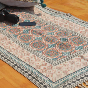 Tapis de Prière Dhurries 100% Fait à la Main, en Coton Tissé pour la Décoration Intérieure et Extérieure - Product Image 1