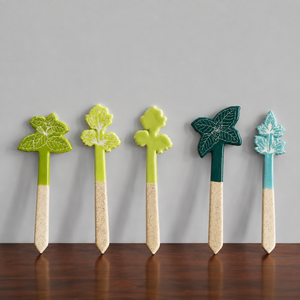 Marqueurs de plantes en céramique faits à la main, style nordique, étiquettes de jardin pour herbes, piquets décoratifs pour pots de fleurs - Product Image 1