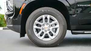 Tahoe 2025 2026 Usado, Motor V8 >8L, SUV LS Híbrido Automático, Volante a la Izquierda, Cuero, R18, Cámara, Techo Solar, Listo para Conducir en Japón - Product Image 6