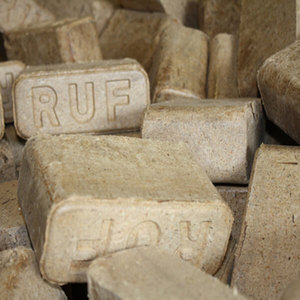 เชื้อเพลิงไม้บีชอัดแท่งรูปหกเหลี่ยม RUF อบแห้ง ความชื้น 15% - Product Image 1