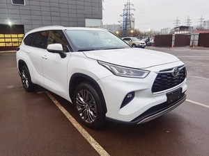 SUV 4x4 Blanco Impecable con Volante a la Izquierda y Derecha - Product Image 2