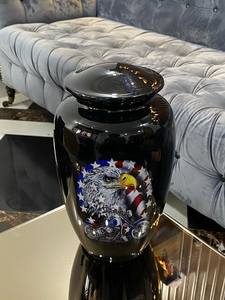 Urne de crémation en émail haute impression personnalisée nouveau Style américain adultes urnes de crémation pièce maîtresse pour la décoration de la maison - Product Image 3