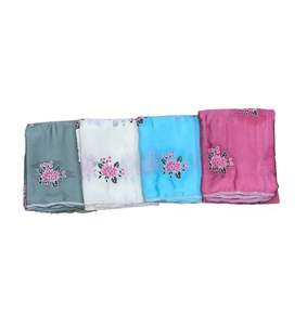 ส่าหรีลายดอกไม้ chinnon สำหรับงานปาร์ตี้และงานแต่งงานงานปักลายดอกไม้สไตล์อินเดีย - Product Image 1