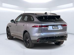 รถ SUV ปี 2023 รุ่น P-FACE P250 S AWD เกียร์อัตโนมัติ 8 สปีด 247 แรงม้า ไมล์น้อย - Product Image 5