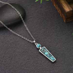 Collier pendentif en argent sterling fait à la main serti de lunette or rhodium cuivre turquoise pierre précieuse pour cadeau d'anniversaire de femme - Product Image 1