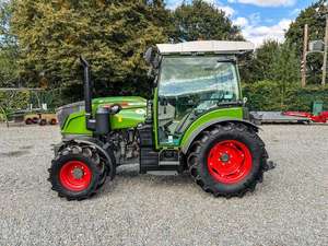 Excelente tractor para caminar Fendt 210V Gen 3 160HP a la venta 2WD con larga vida útil Motor automático Bomba Caja de cambios Motor NUEVO? USO - Product Image 3