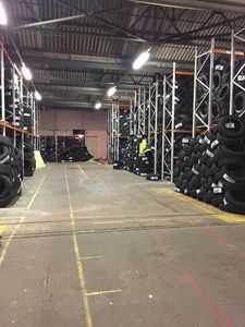 ยางรถยนต์มือสองยางเรเดียลเกรดดั้งเดิมใหม่ - Product Image 2