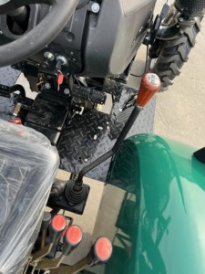 รถไถสนาม70แรงม้าอุปกรณ์ทางการเกษตรใหม่ล่าสุด - Product Image 6