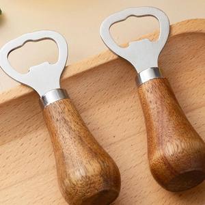 Abridor de Botellas de Hierro Forjado a Mano, Diseño Rústico Vintage, Agarre Fuerte, Herramienta de Bar Artesanal Duradera para el Hogar, Bar, Restaurante, Regalo - Product Image 2