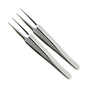 Pince de précision antimagnétique manuelle X2 pour horloger, en acier inoxydable allemand, certifiée CE, 30 positions de mâchoires, argentée - Product Image 1