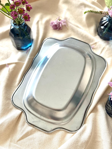 Bandejas de Servir Creativas de Estilo Nórdico, Fabricadas a Mano en Aluminio Plateado, con Acabados Pulidos y Elegantes para el Hogar Contemporáneo y Bodas - Product Image 4