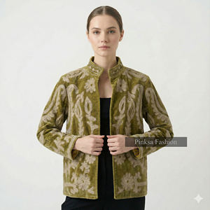 Chaqueta Bomber de Mujer de Lujo, Artesanal, Bordada, de Terciopelo y Algodón Ecológico, con Patrón Floral Retro, Estilo Boho Chic Personalizado, de Alta Calidad - Product Image 1
