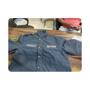 เสื้อแจ็กเก็ตกันลมและกันน้ำลายพรางกลางแจ้งของผู้ชายดีไซน์อบอุ่นสำหรับการเดินป่าตั้งแคมป์ล่าสัตว์ - Product Image 4