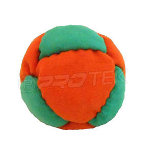Peluche unisex Hacky Sack Footbags con logotipo personalizado hecho de gamuza sintética rellena con bolitas de plástico con logotipo personalizado - Product Image 5