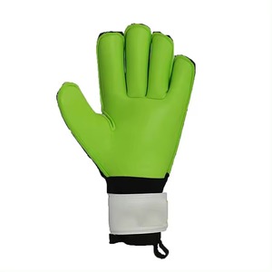 Gants de gardien de but multicolores avec service OEM Meilleure qualité Direct d'usine Durable et taux réglable pour une utilisation en extérieur - Product Image 5