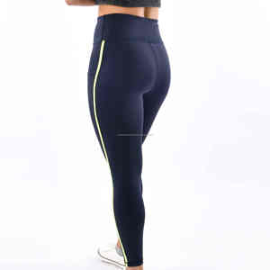 Leggings de fitness pour femmes personnalisés 100% coton fabriqués en usine les plus vendus pour les femmes personnalisés votre propre sublimation - Product Image 3