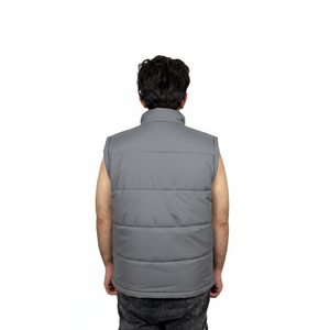 เสื้อกั๊กพัฟเฟอร์ผู้ชายคุณภาพสูงสั่งทำพิเศษสำหรับฤดูหนาว ราคาขายส่ง เสื้อผ้าลำลอง พร้อมสีที่กำหนดเอง เสื้อแจ็คเก็ตพัฟเฟอร์สำหรับผู้ชาย - Product Image 2