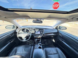 รถยนต์มือสองราคาประหยัด ปี 2015 โตโยต้า อวาลอน ไฮบริด ลิมิเต็ด พวงมาลัยซ้าย - Product Image 2