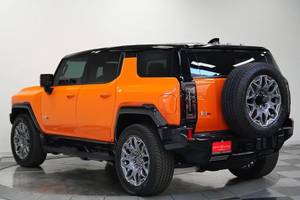 รถกระบะ GMC HummerS EV-3X ปี 2024 มือสอง ไฟหน้า LED สีส้ม ยาง R20 - Product Image 5