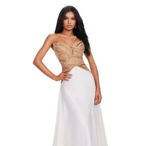 Robes d'invité de mariage de bal de soirée pailletées et perlées pour femmes blanches élégantes sans longueur de sleeveb pour les fêtes d'anniversaire - Product Image 1
