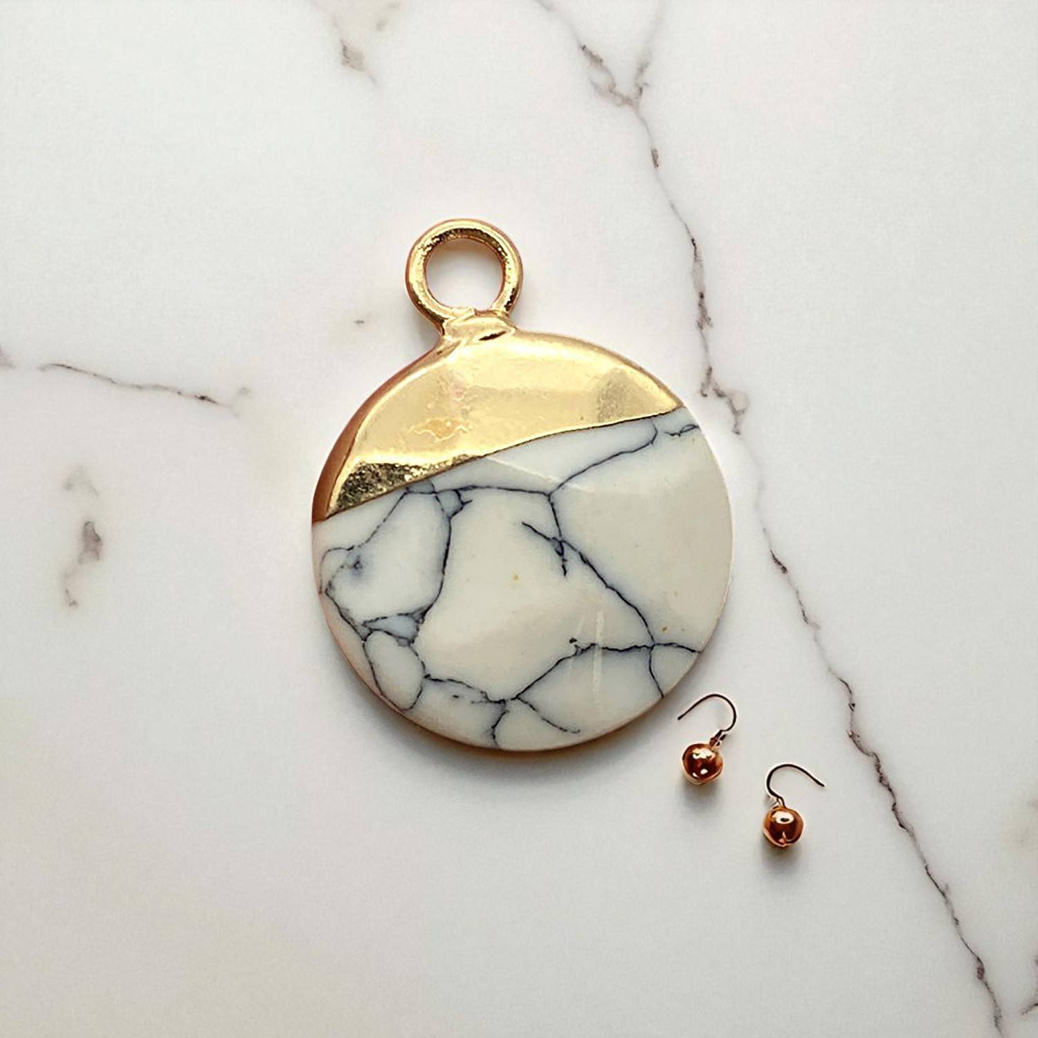 ฮาวไลท์